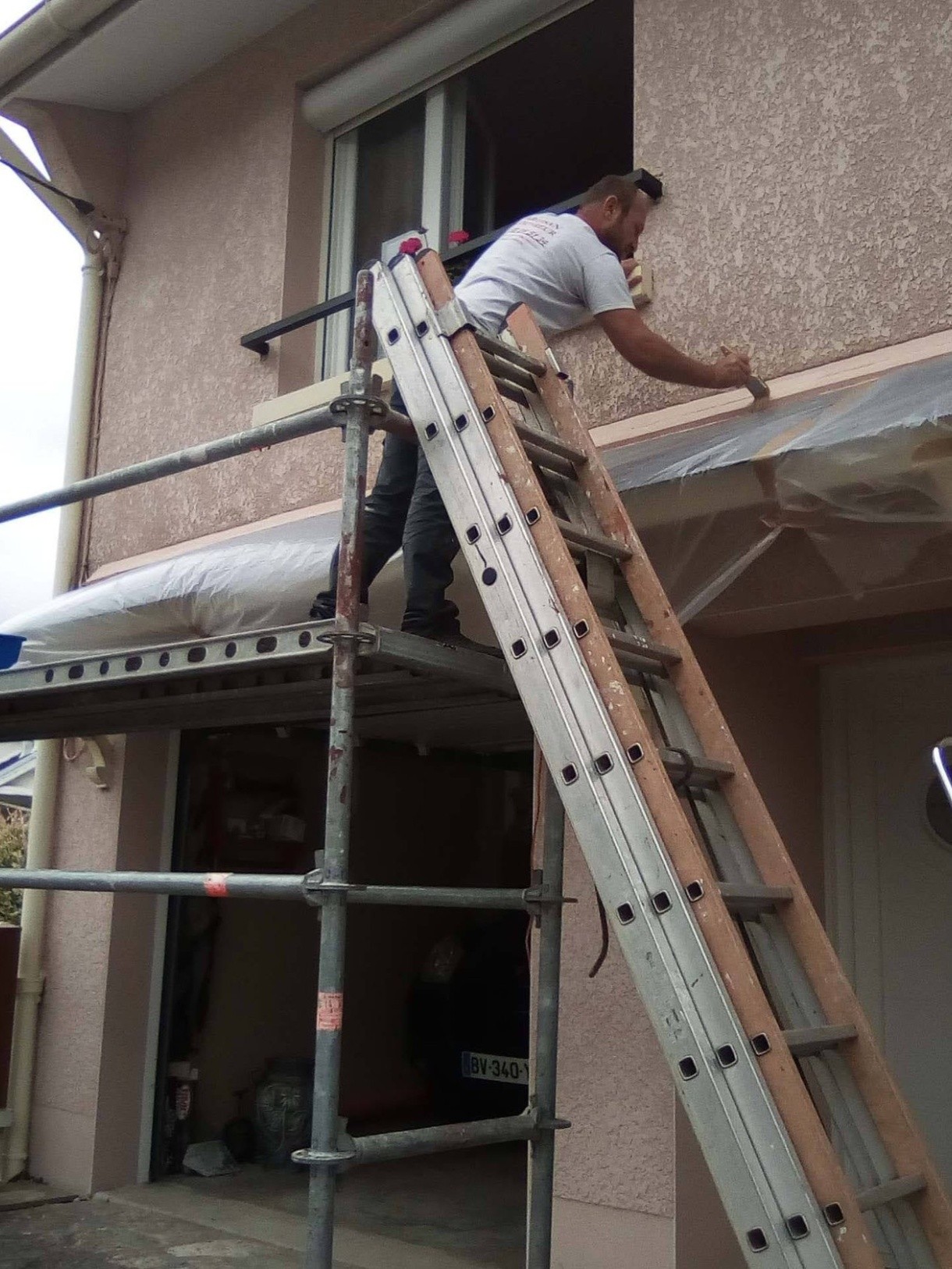 IMG 1702710575072 | NET TOITURE 77 | Votre spécialiste de la couverture de toit 77 et de la rénovation 77 en Seine-et-Marne